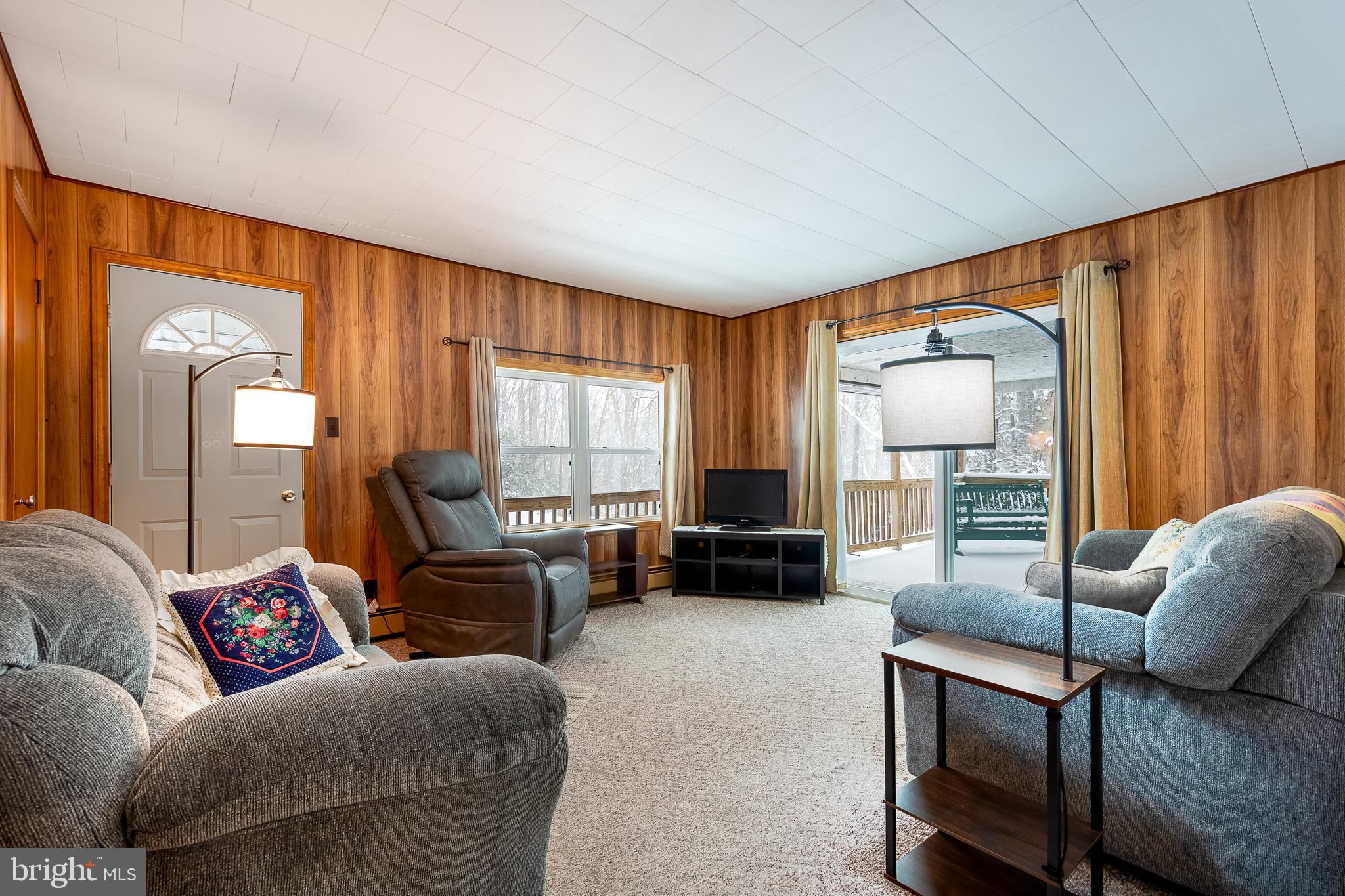 OAKLAND SANG RUN ROAD - Residential