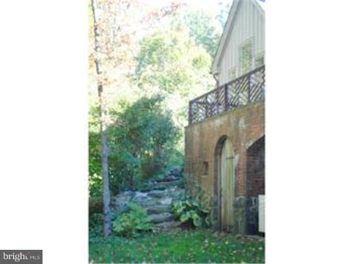 KENNETT SQ - Residential