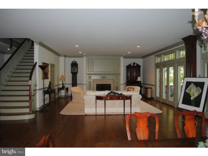 KENNETT SQ - Residential