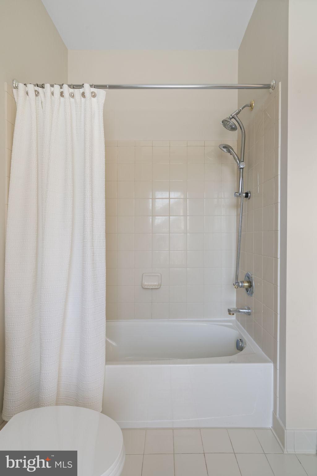 SOUTH RUN CROSSING - Residential