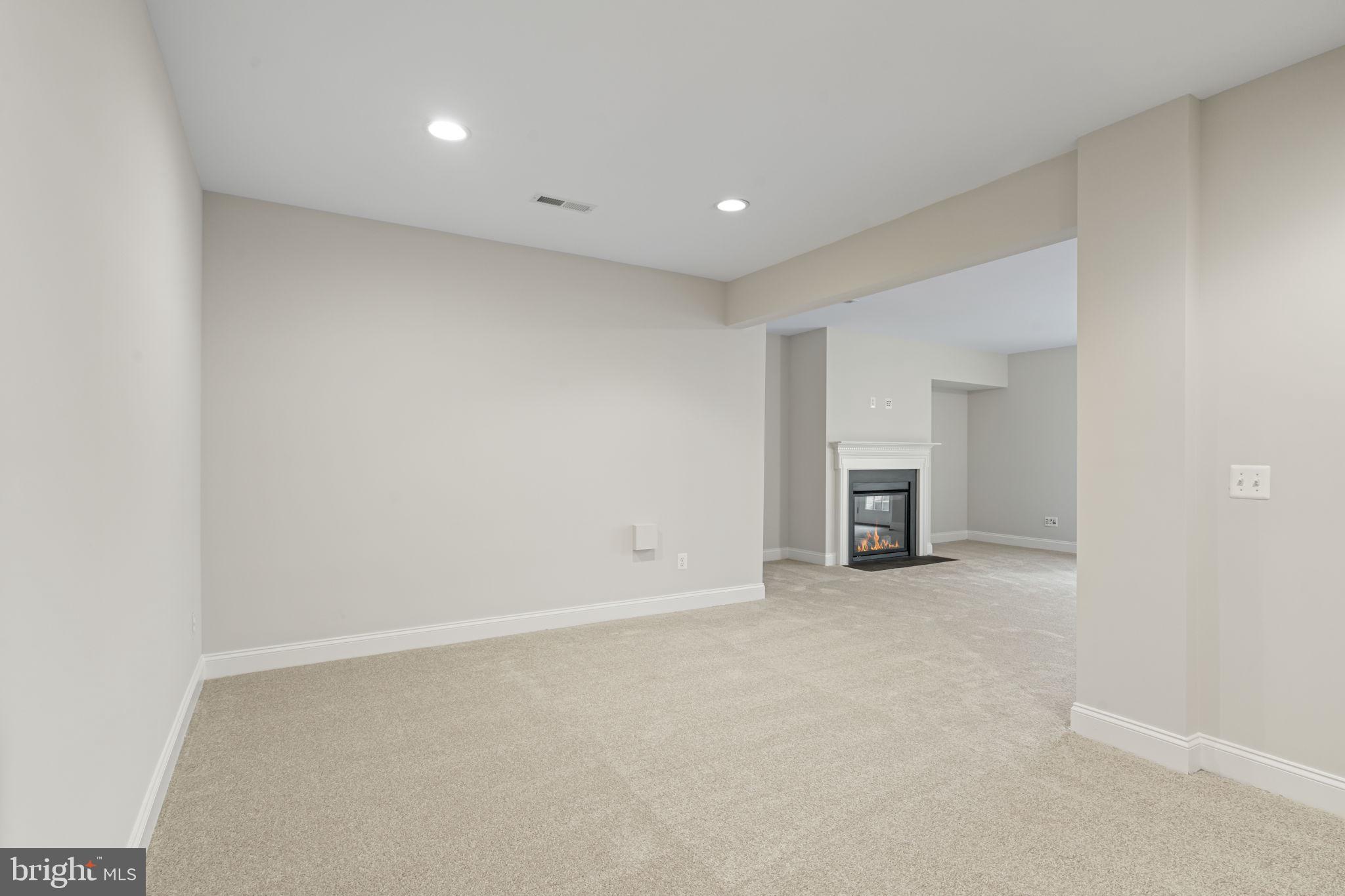 SOUTH RUN CROSSING - Residential