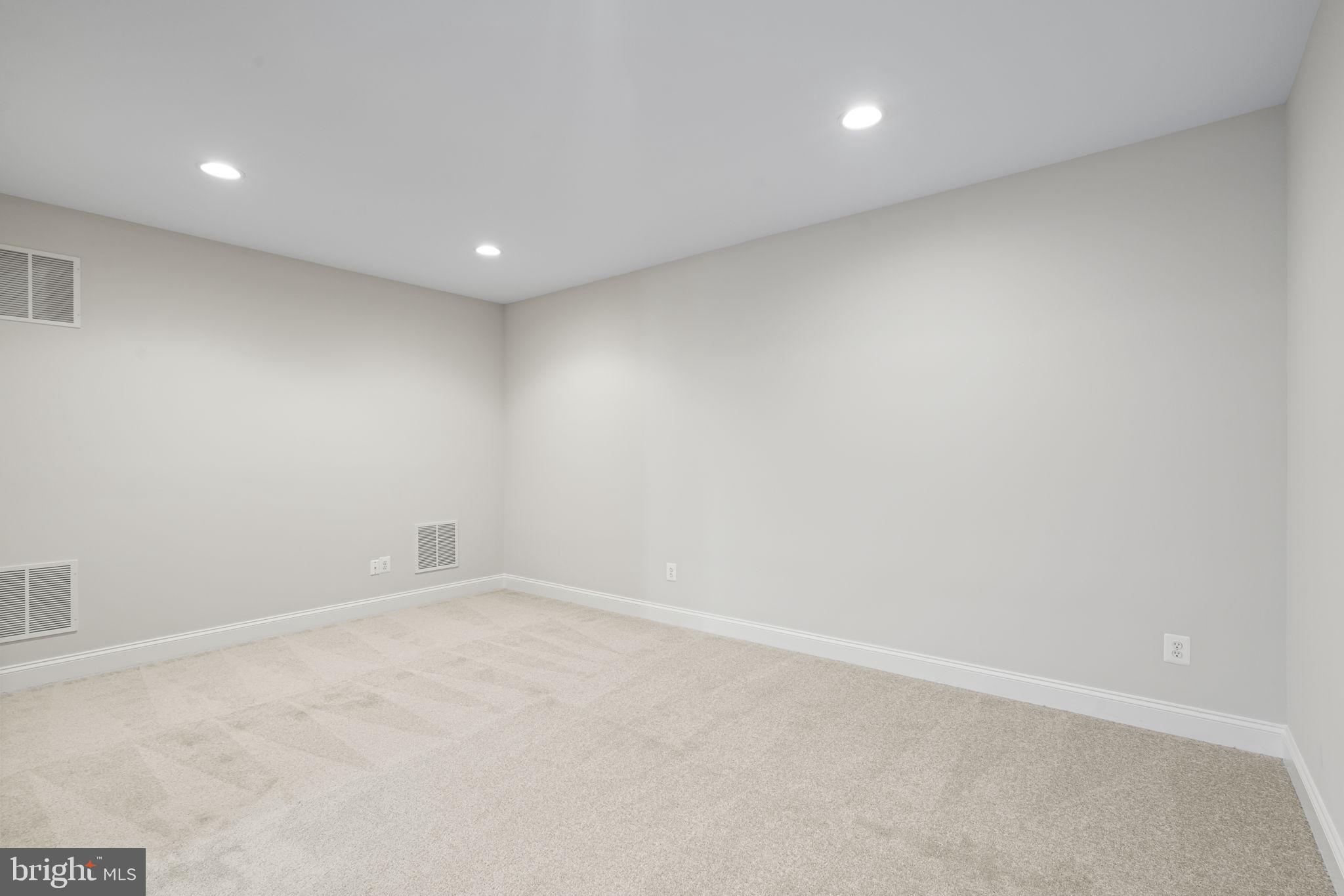 SOUTH RUN CROSSING - Residential