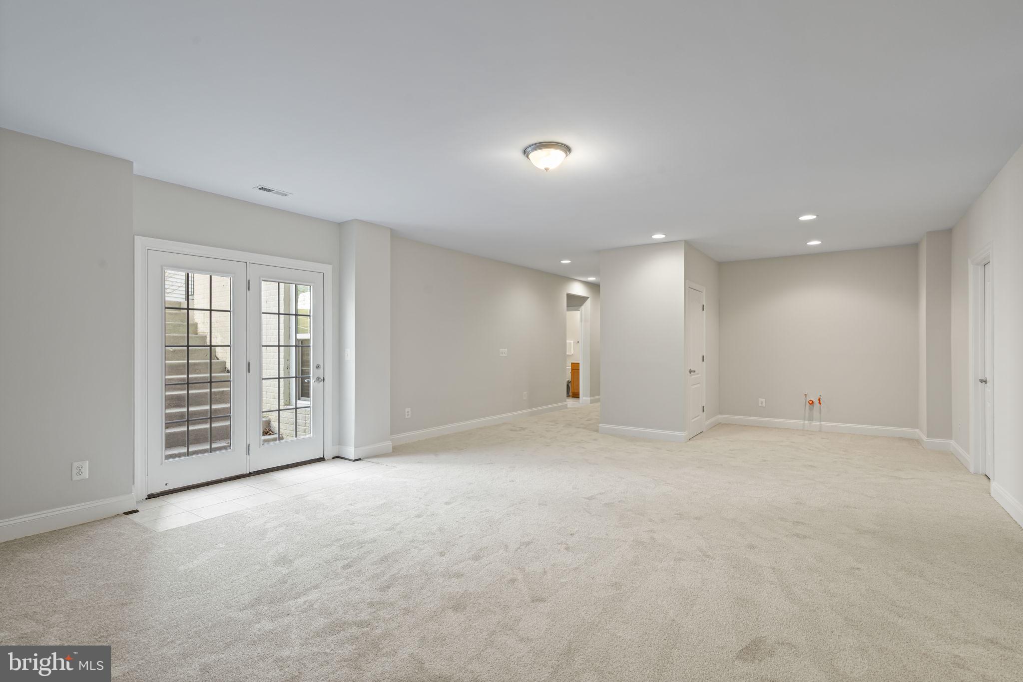 SOUTH RUN CROSSING - Residential