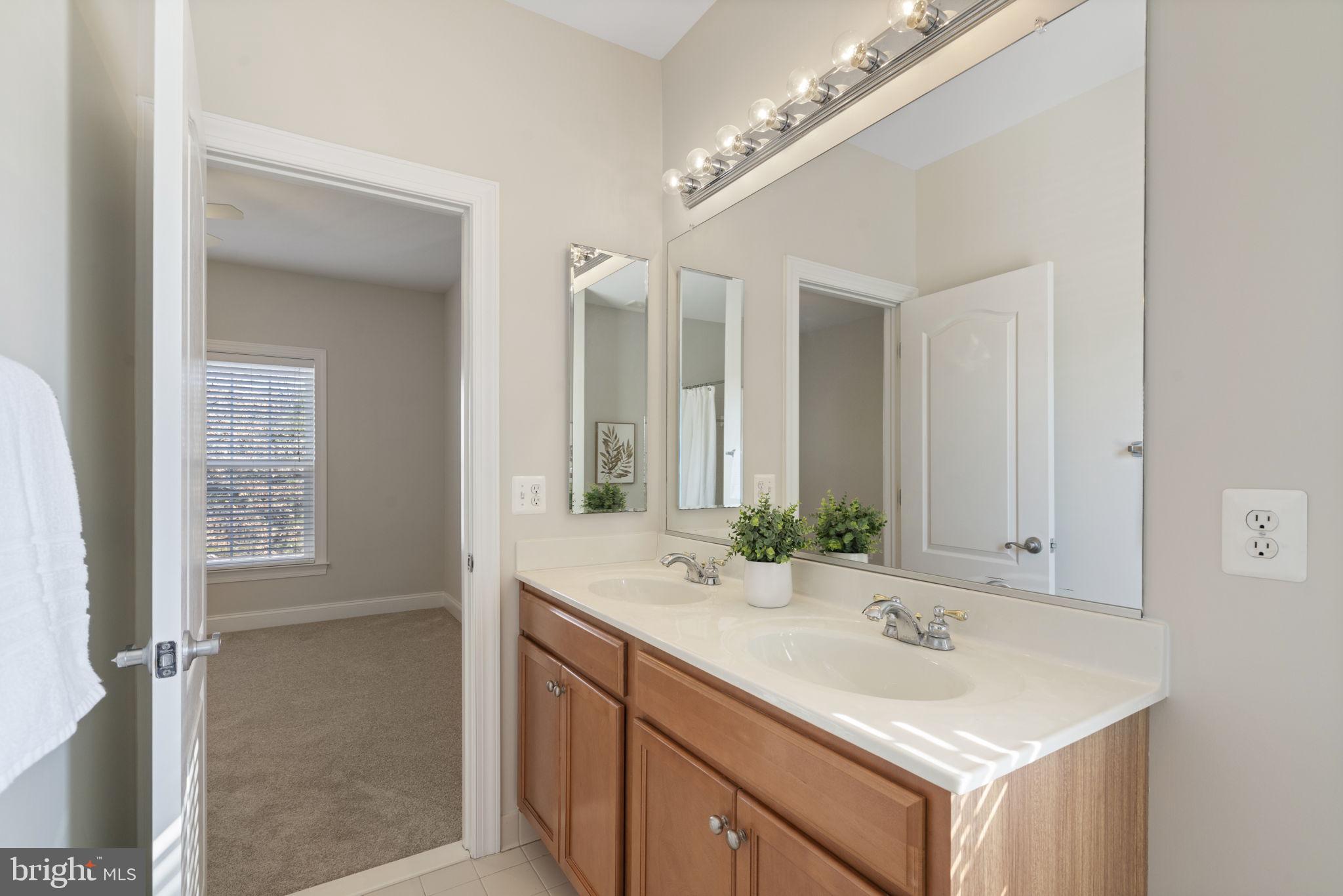 SOUTH RUN CROSSING - Residential