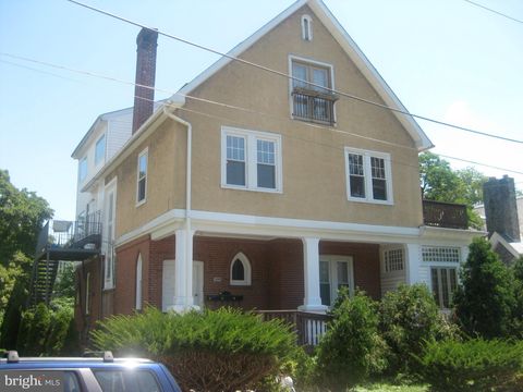 Condo For Rent - 209 Grayling Avenue #2<br/> NARBERTH, PA 19072