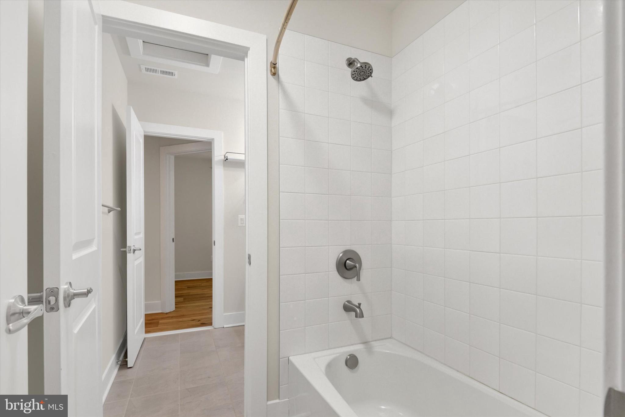 THE ORCHARD AT NEW MARKET - Residential