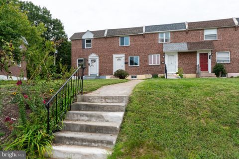 Photo of 103 Madison Drive, NEWARK, DE 19711 (MLS # DENC2090474)