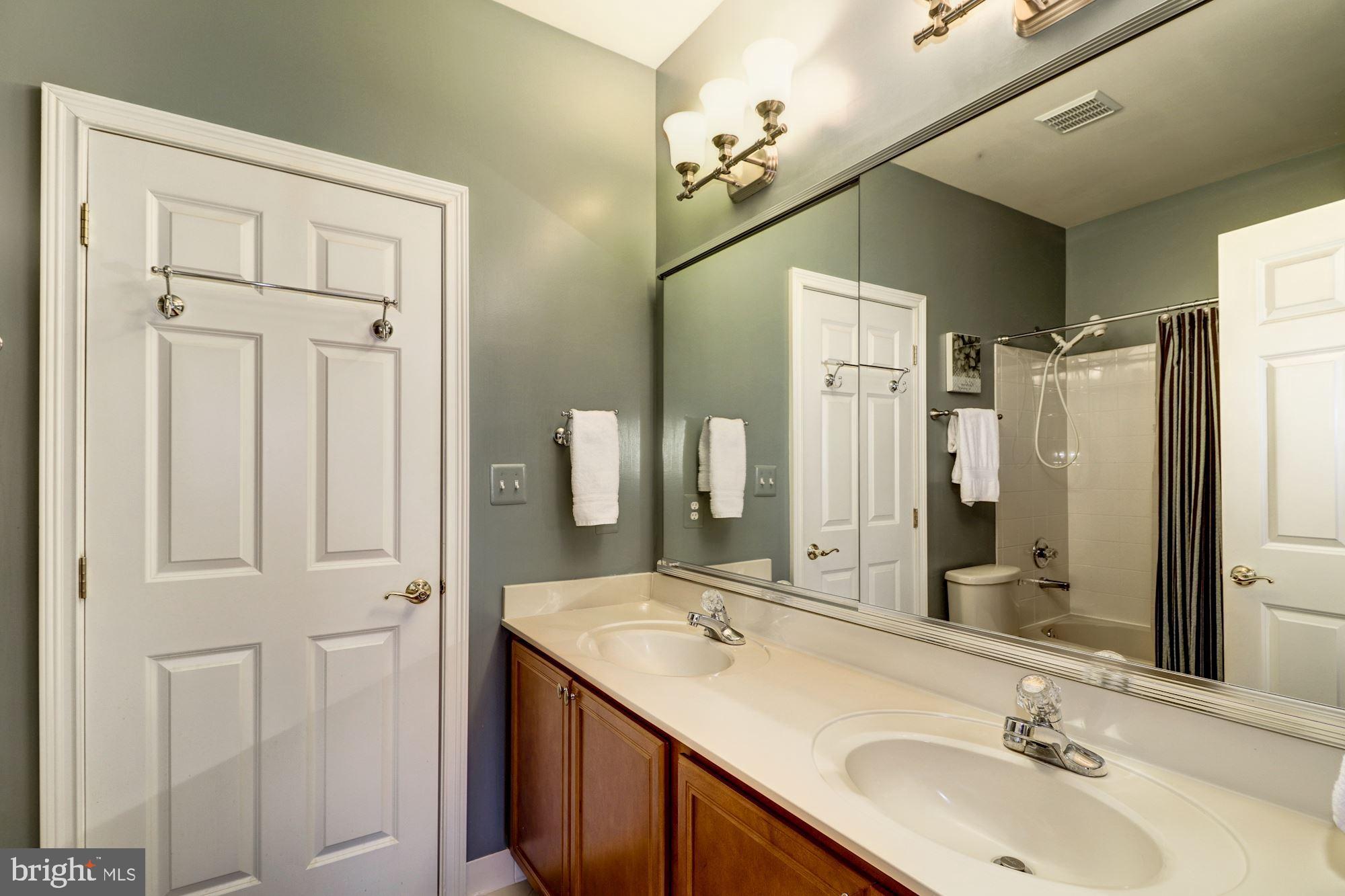 CATTAIL TRACE - Residential