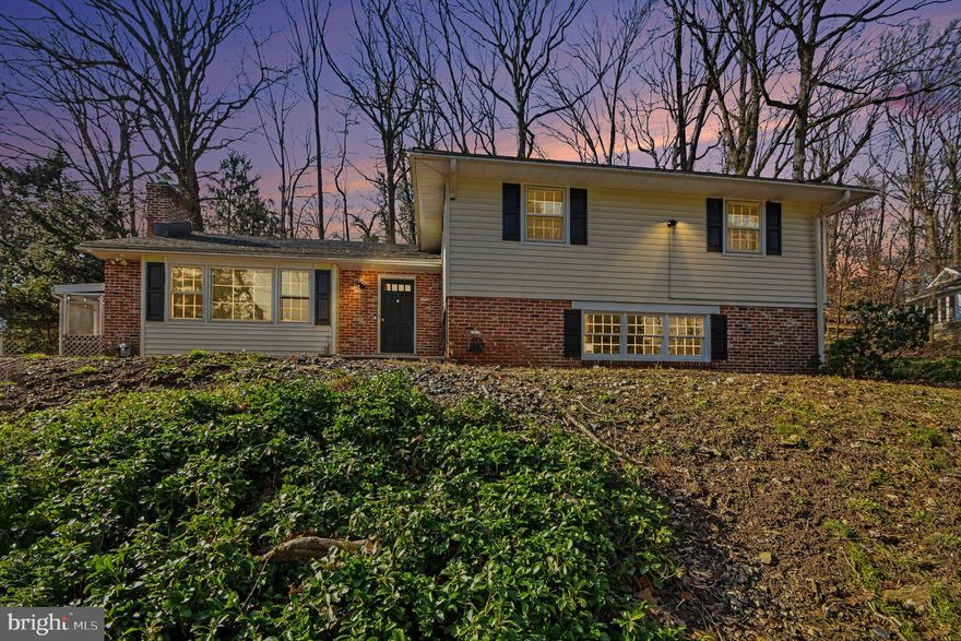 Welcome home to 542 Upper Weadley Rd! Nestled into a private drive, this 4 bedroom 2.5 bath is ready for for you to call it home. With over half an ace on a wooded lot, this home has plenty to offer.