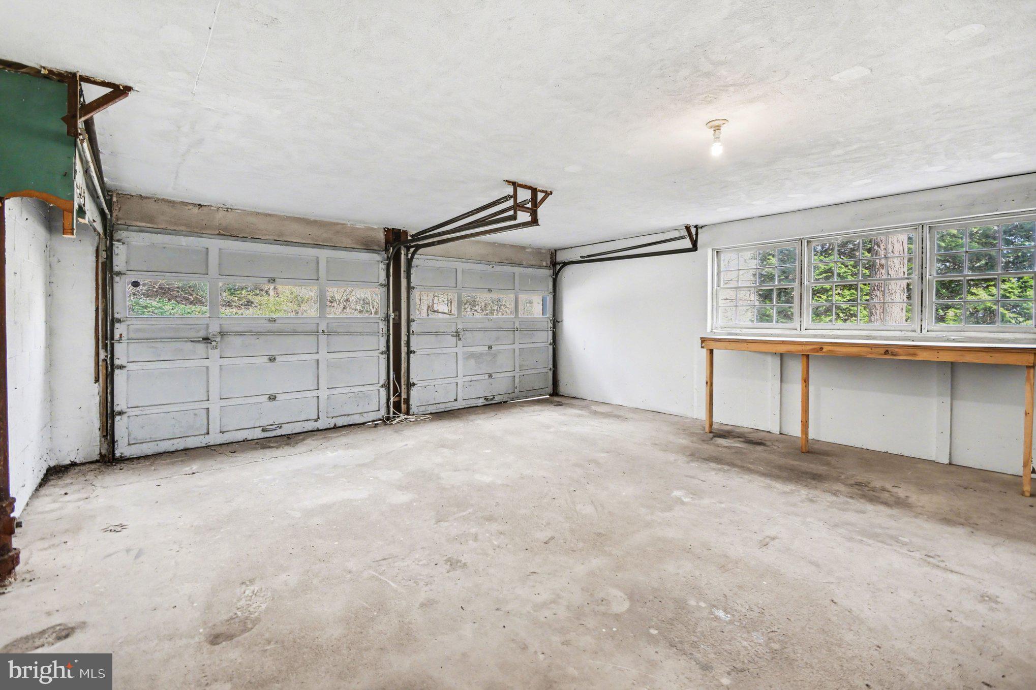 STRAFFORD VILLAGE - Residential