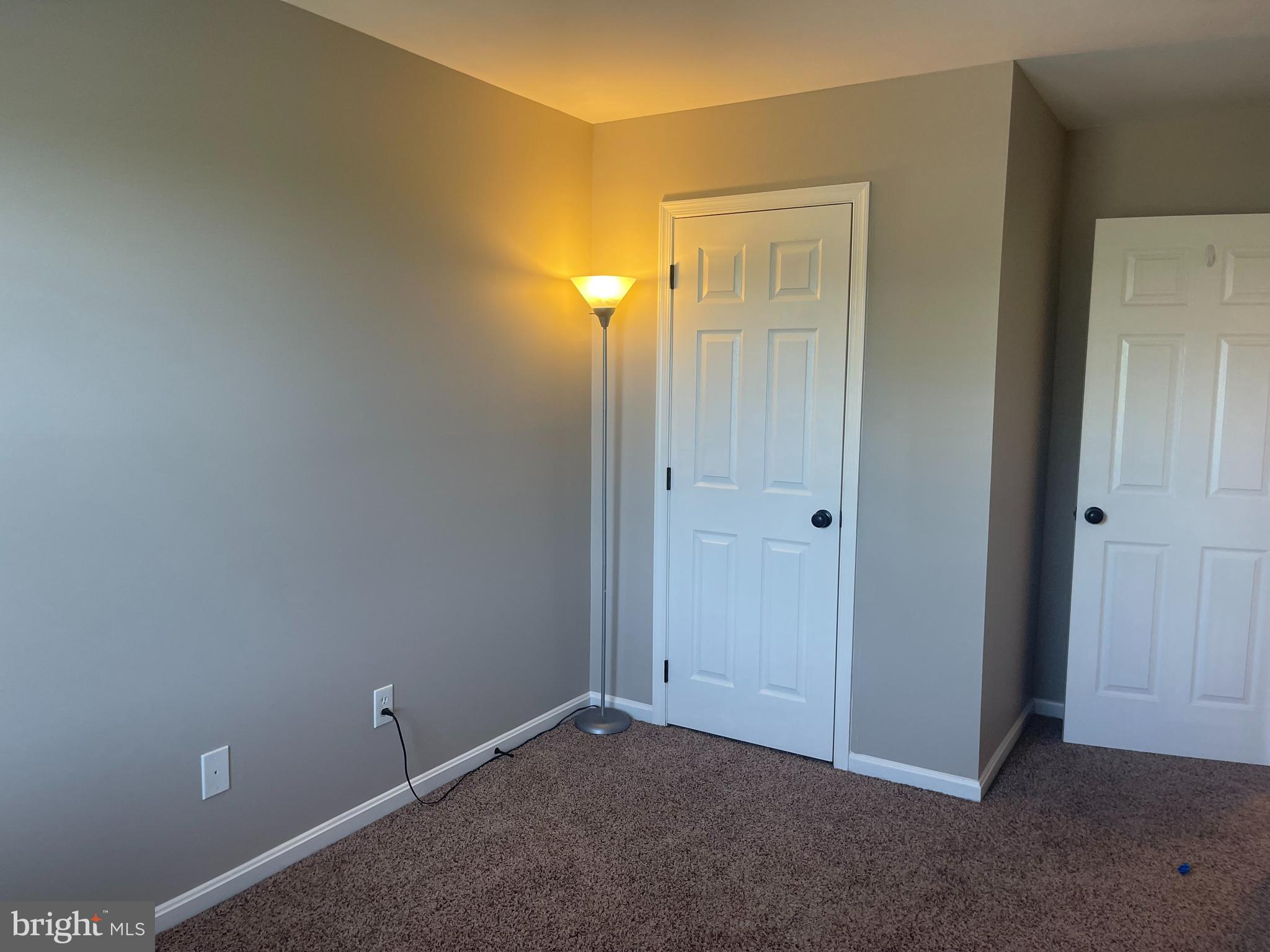 CARROLLWOOD MANOR - Residential Lease