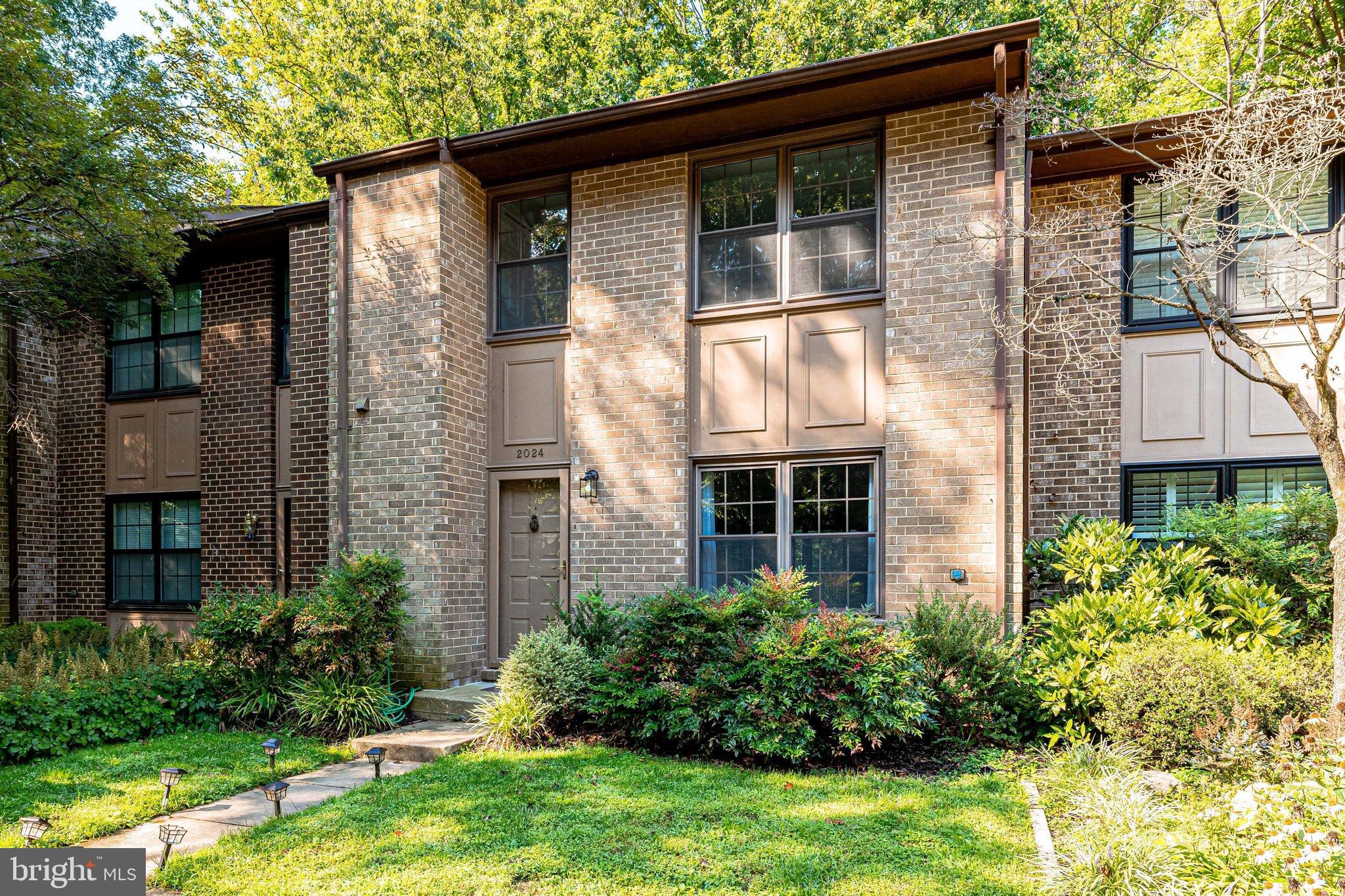 2024 HEADLANDS CIRCLE