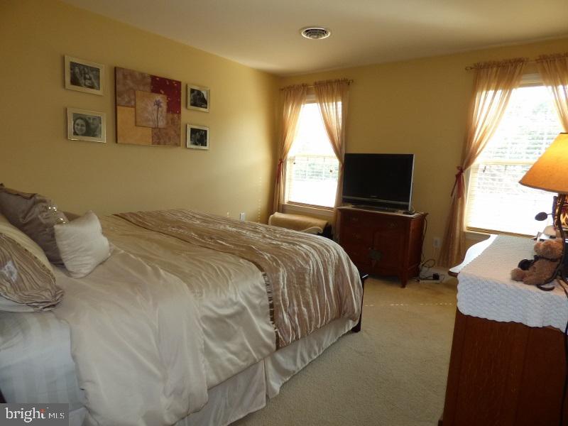 FAIRE WYND - Residential