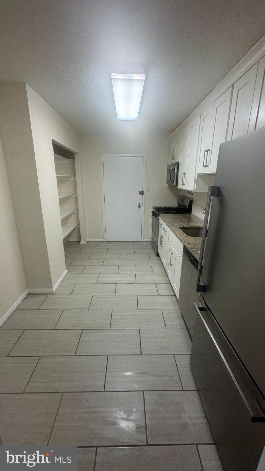 6100 WESTCHESTER PARK 403
