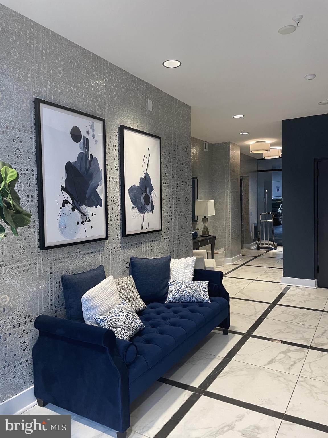 REGULARS - Residential