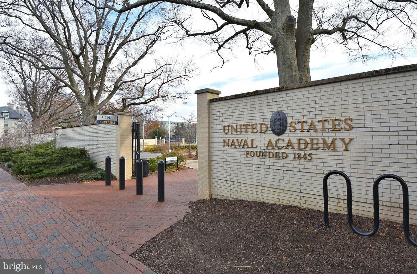 REGULARS - Residential