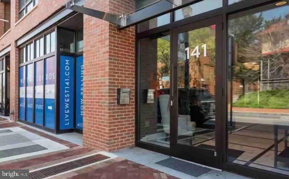 REGULARS - Residential