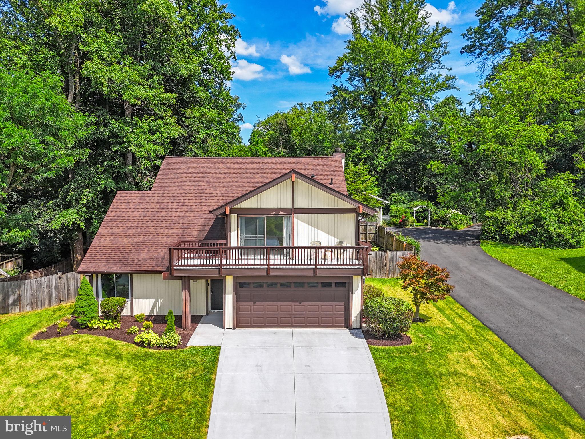 7804 MULBERRY BOTTOM LANE