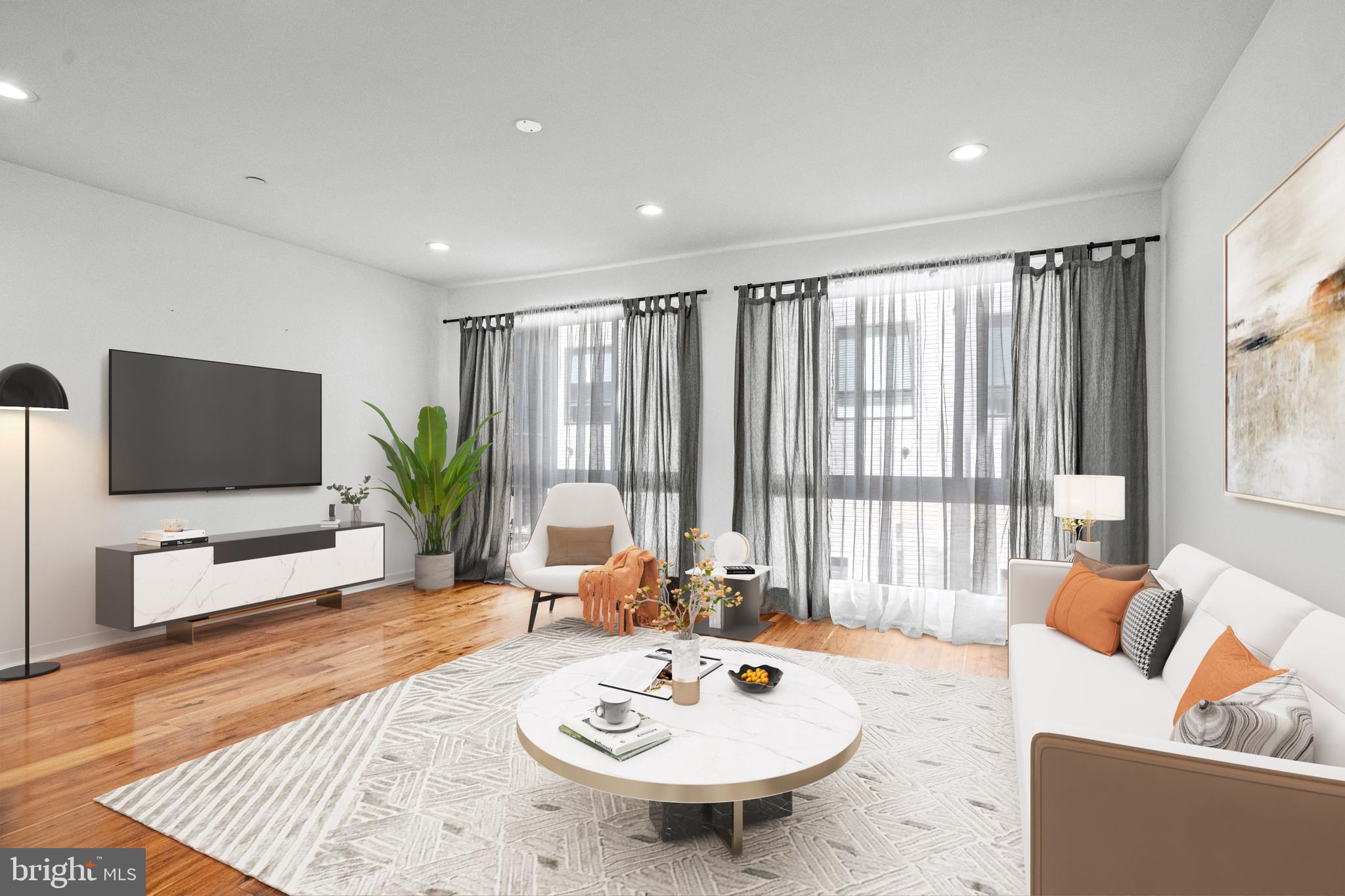 EAST FALLS - Residential