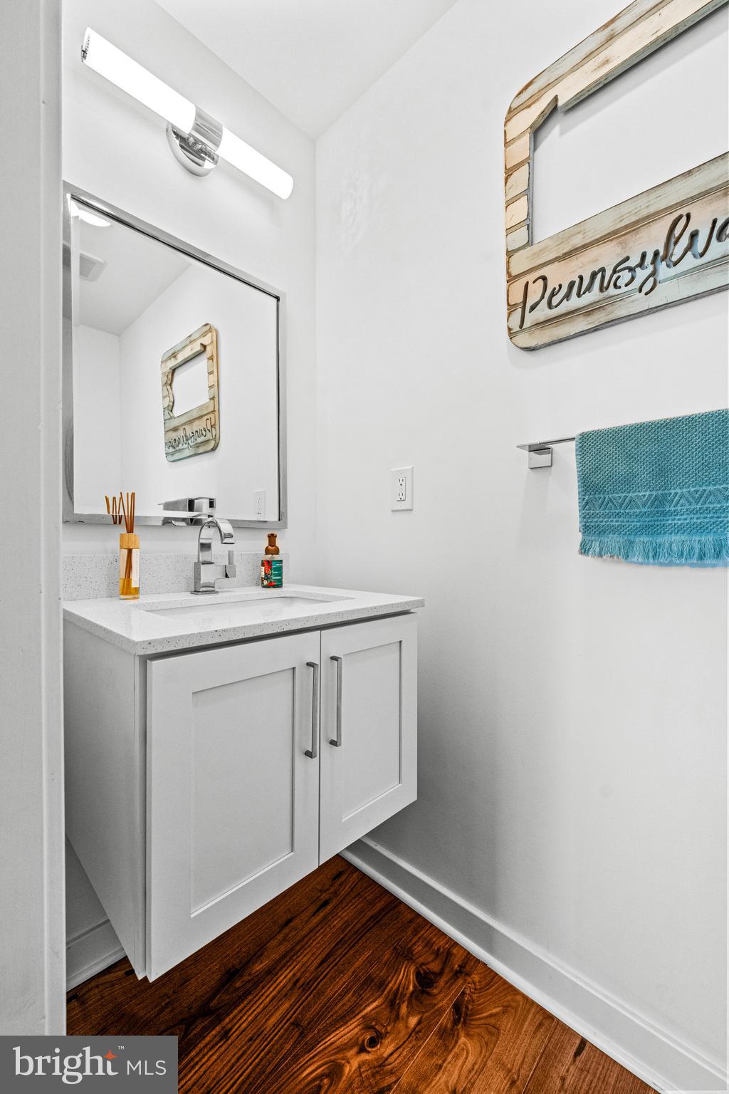 EAST FALLS - Residential