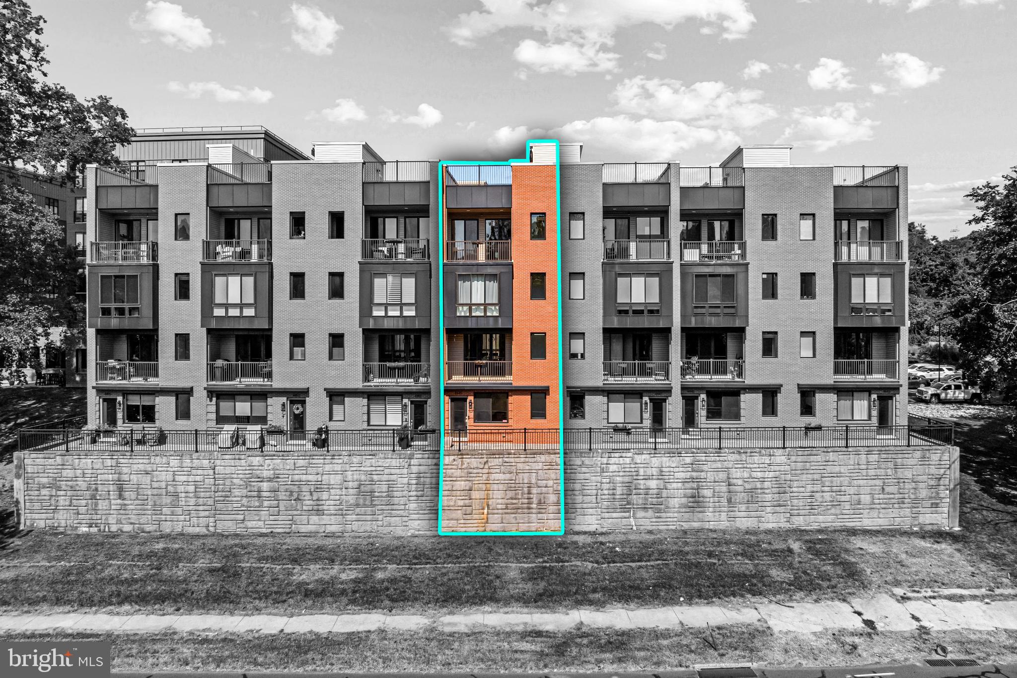 EAST FALLS - Residential