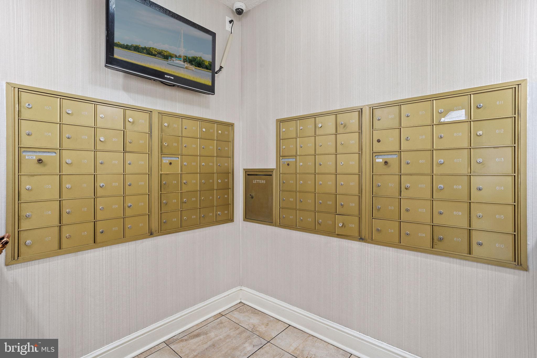 111 CHESTNUT STREET 208