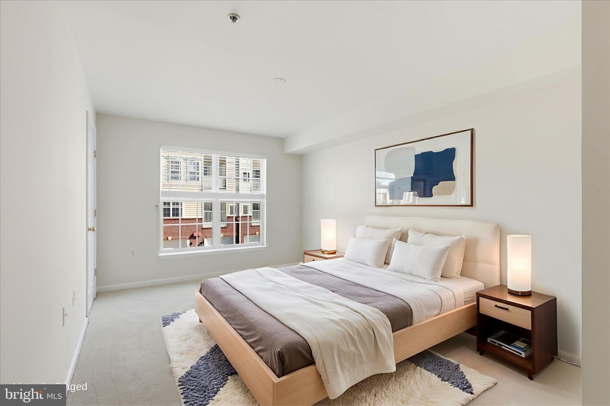 MARKET CENTER CONDOMINIUM - Residential