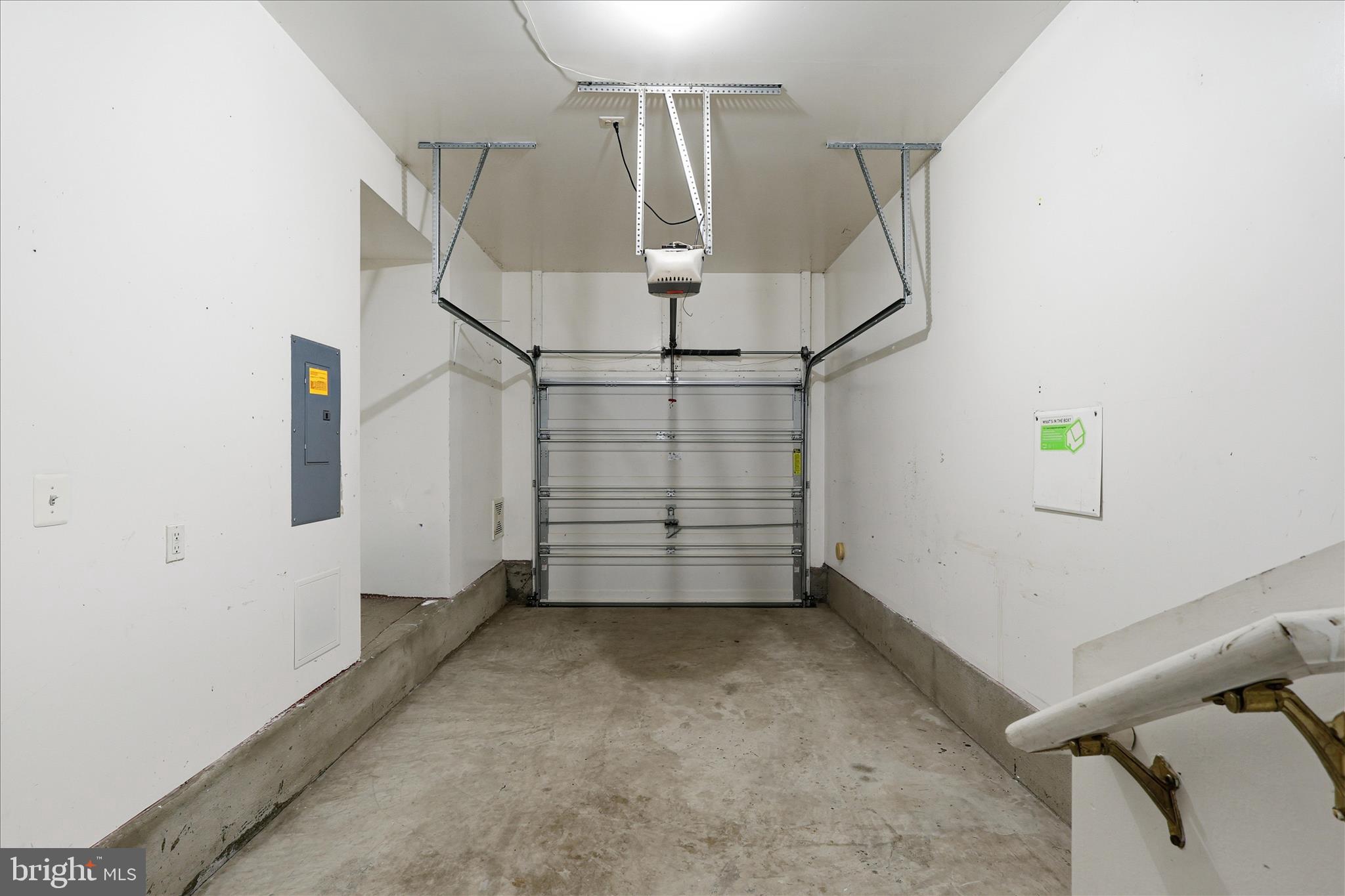 MARKET CENTER CONDOMINIUM - Residential