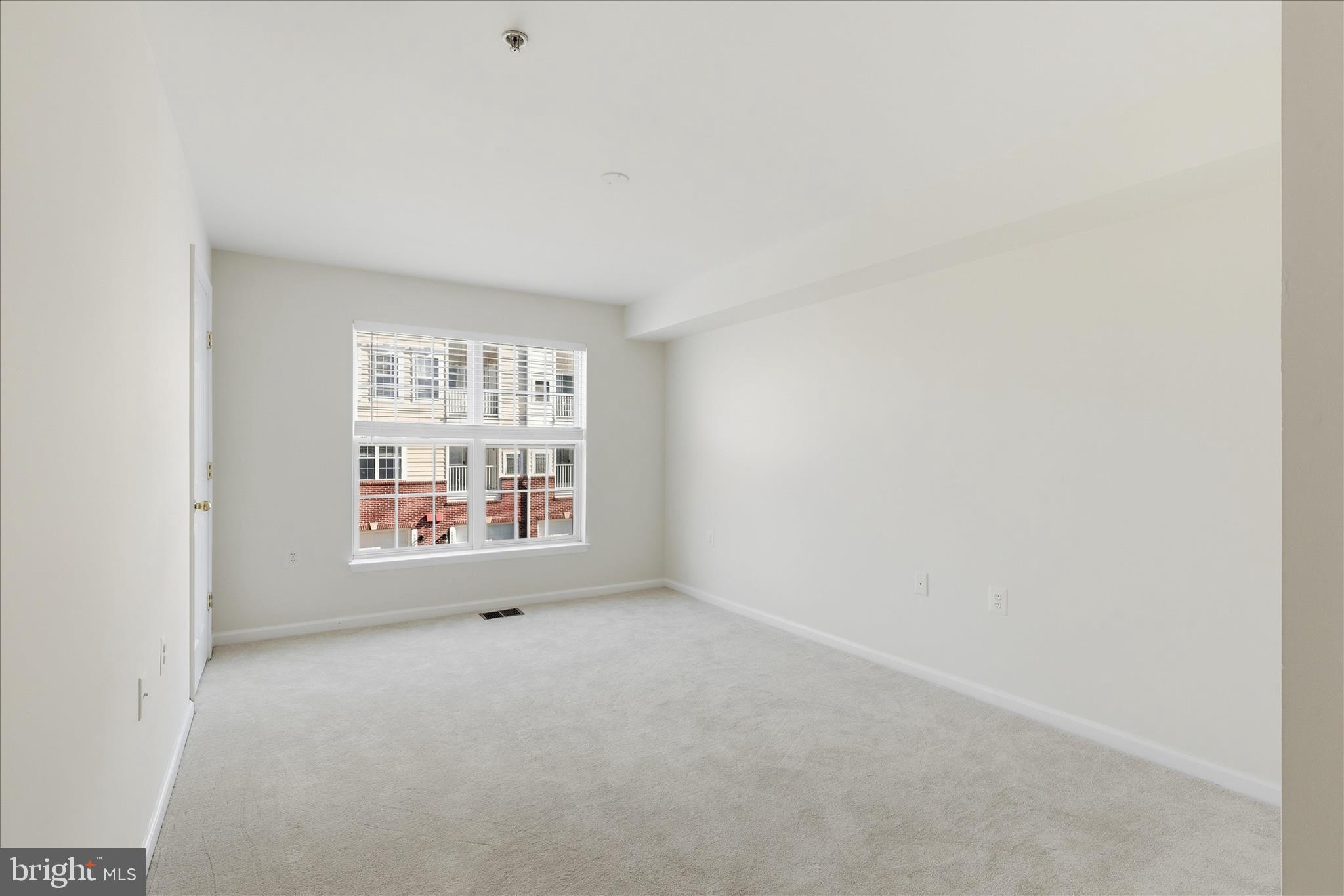 MARKET CENTER CONDOMINIUM - Residential