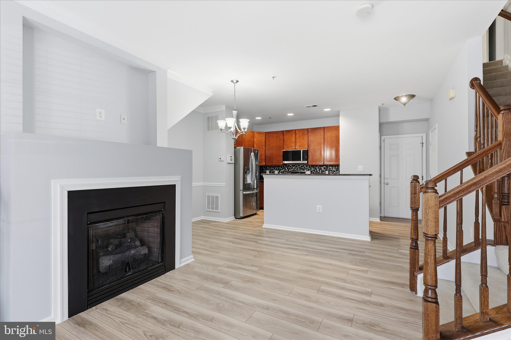 MARKET CENTER CONDOMINIUM - Residential