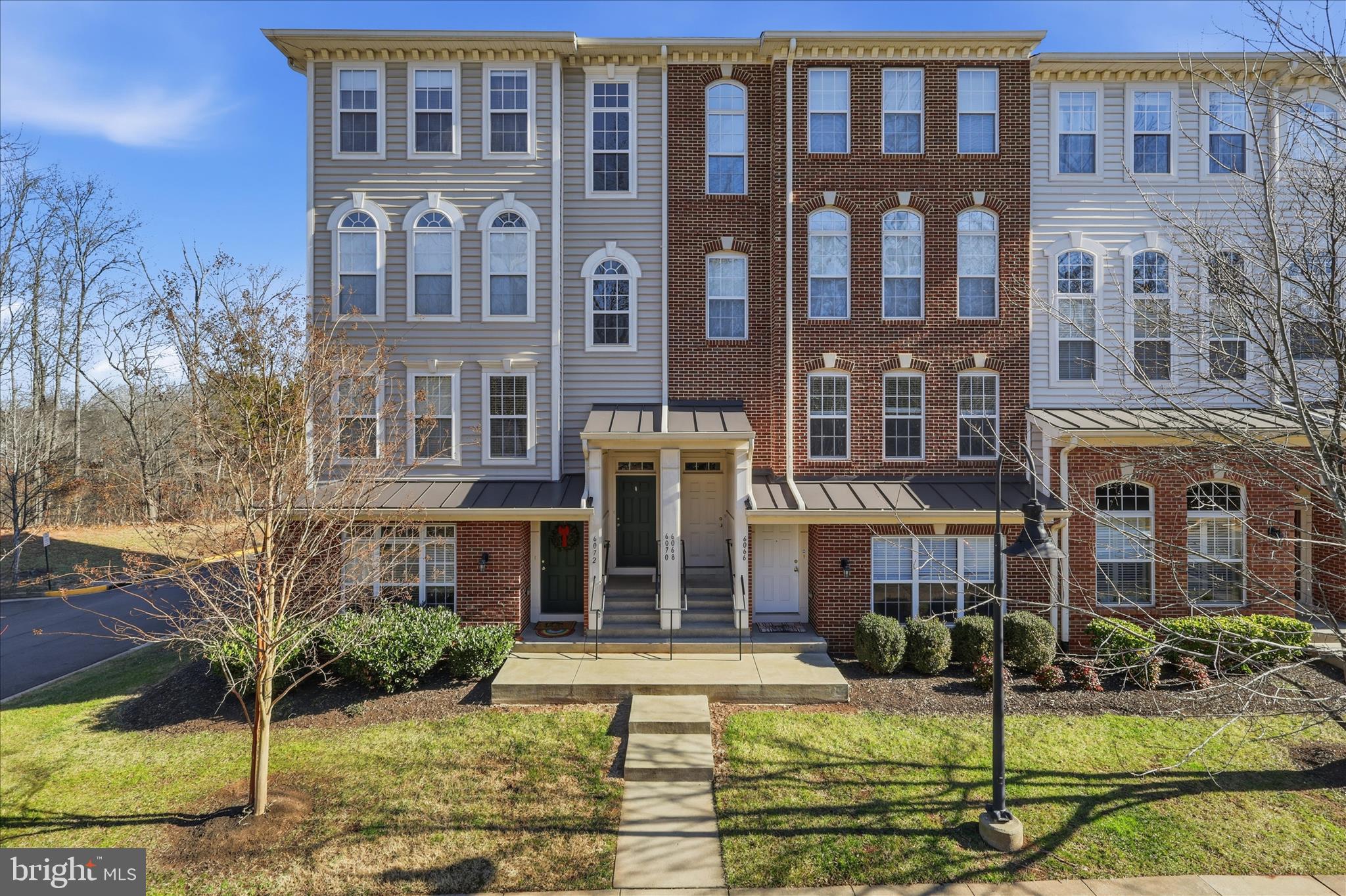 MARKET CENTER CONDOMINIUM - Residential