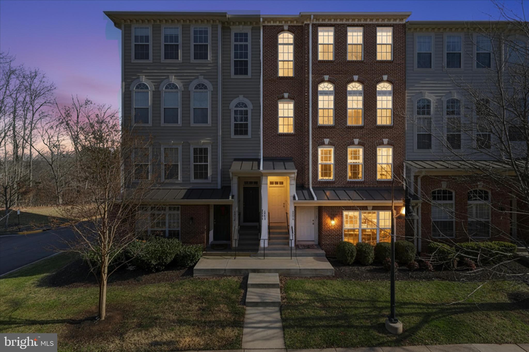 MARKET CENTER CONDOMINIUM - Residential