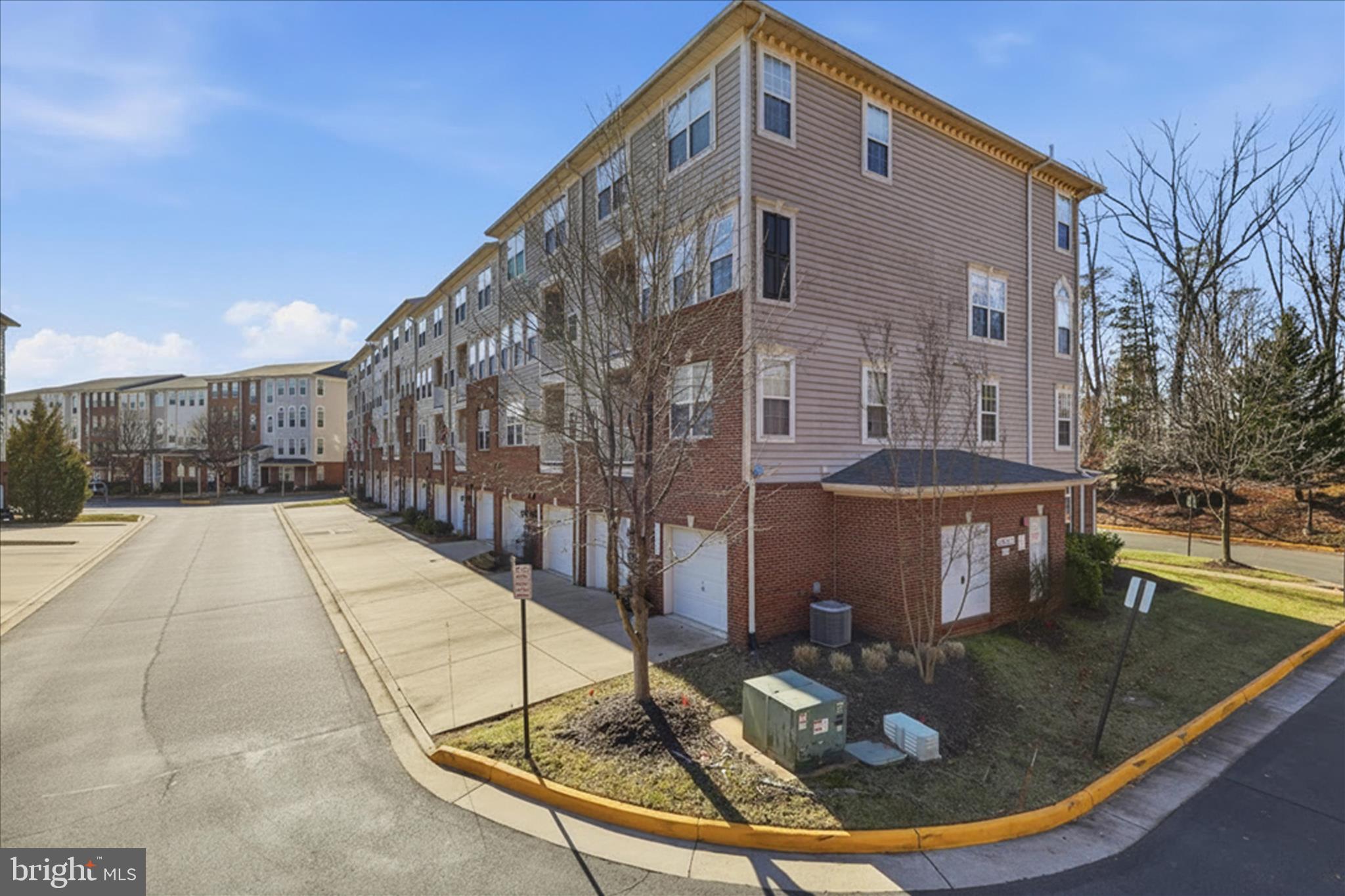 MARKET CENTER CONDOMINIUM - Residential