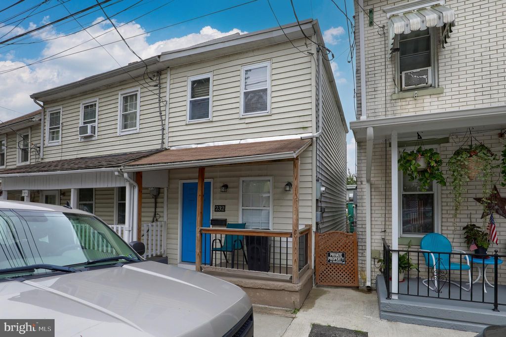 Photo of 232 S 2ND ST, COLUMBIA, PA 17512 (MLS # PALA2040474)