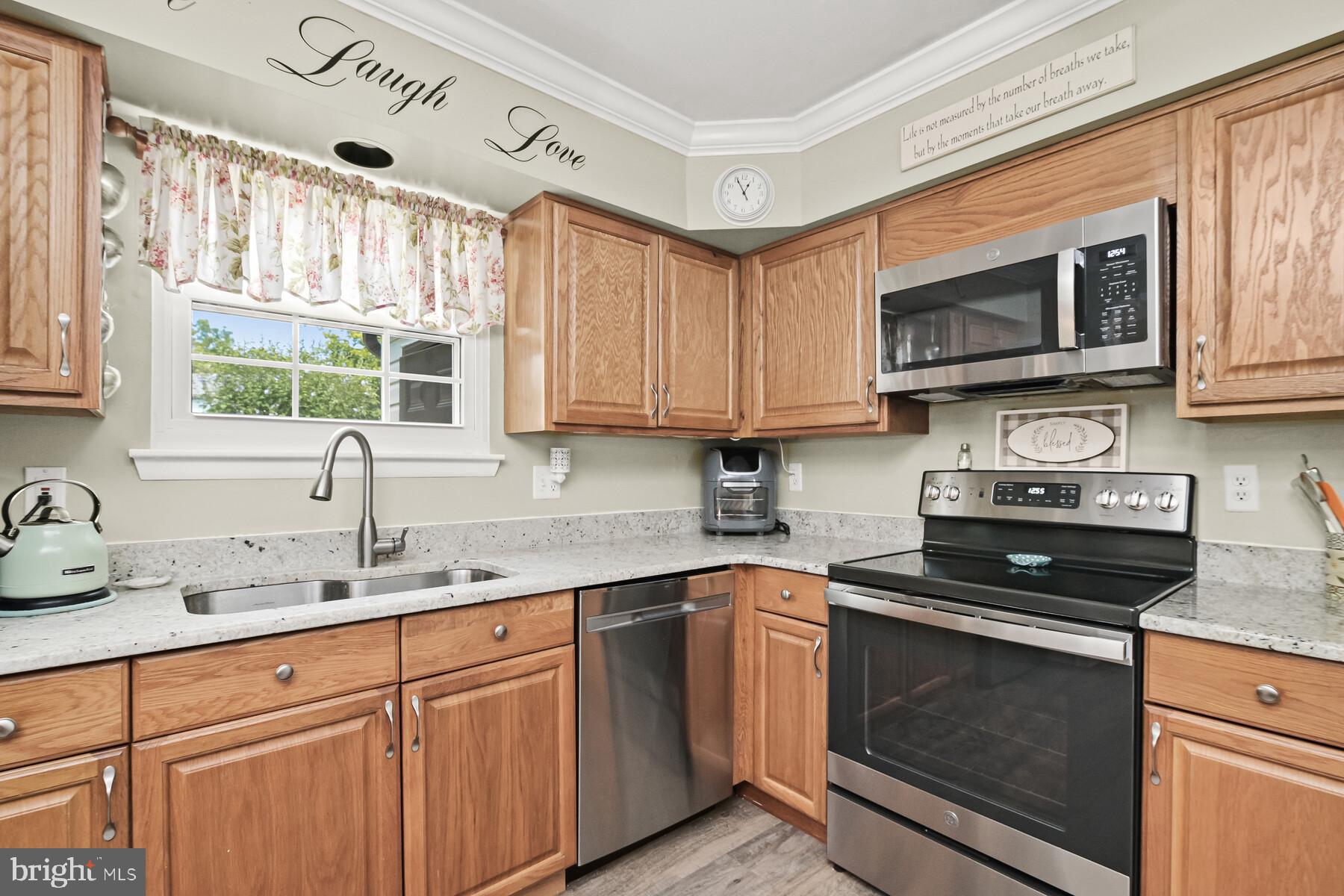 MOUNTAIN VILLAGE - Residential