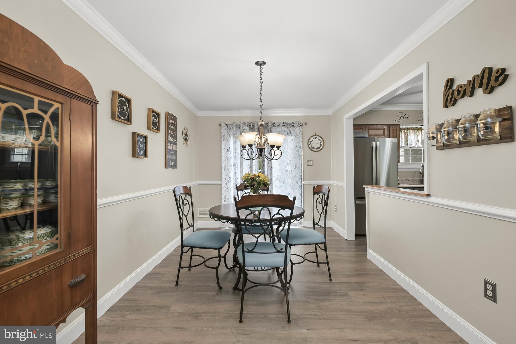 MOUNTAIN VILLAGE - Residential