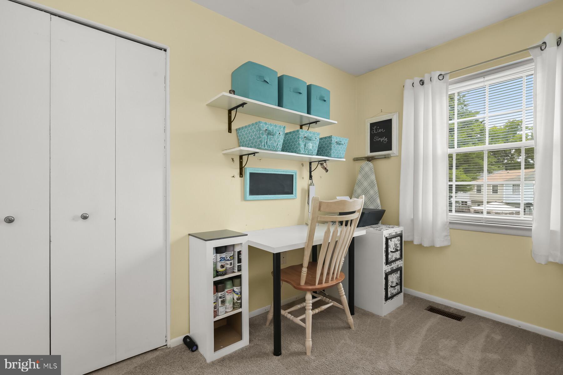 MOUNTAIN VILLAGE - Residential