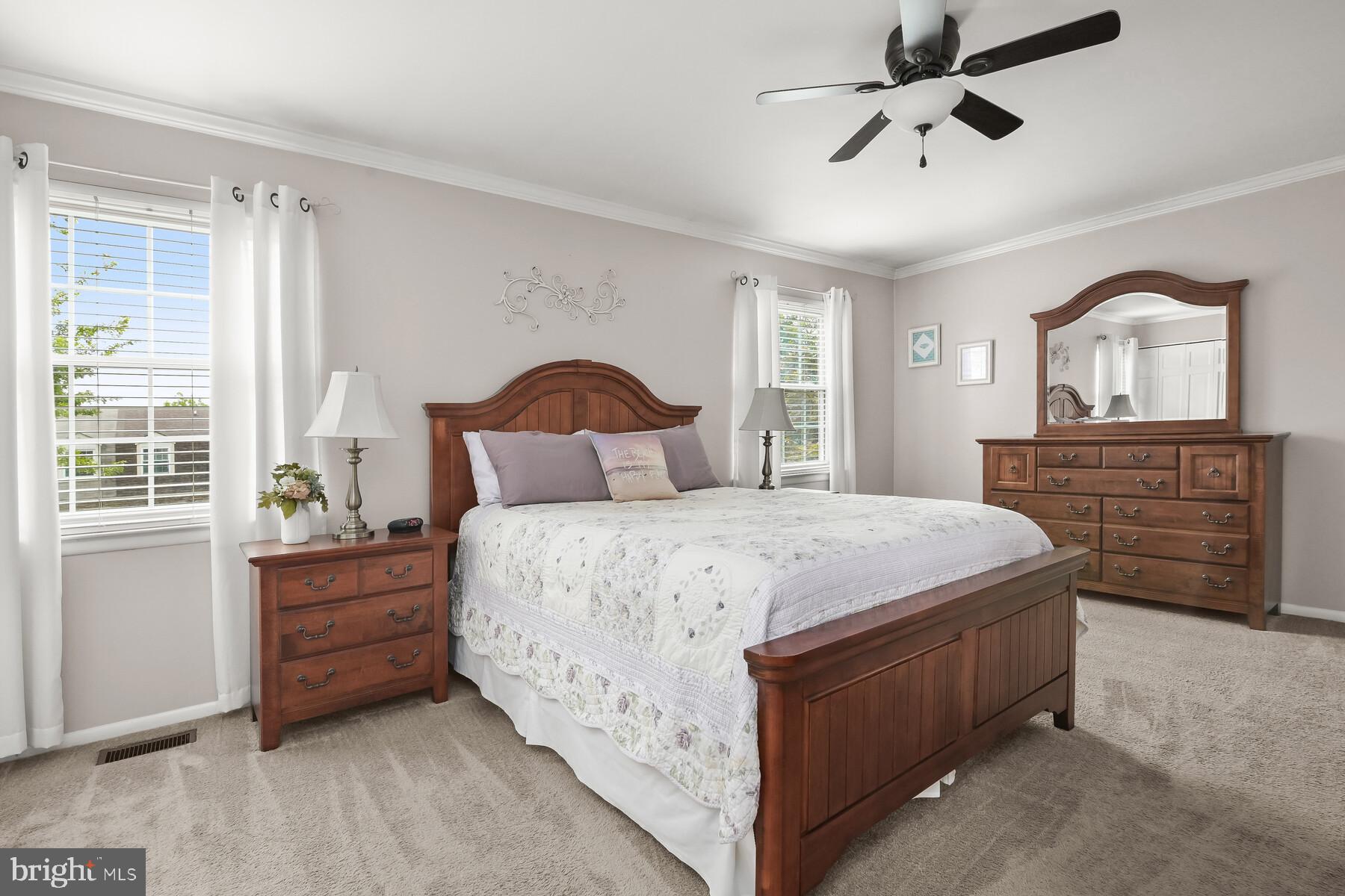 MOUNTAIN VILLAGE - Residential