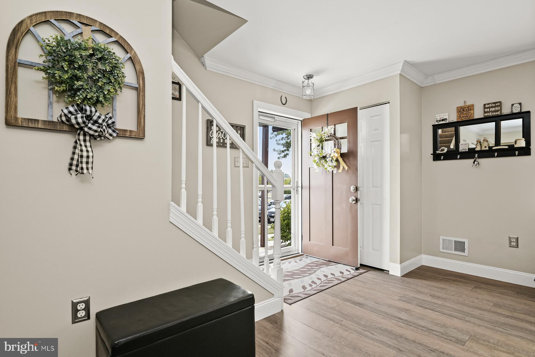 MOUNTAIN VILLAGE - Residential