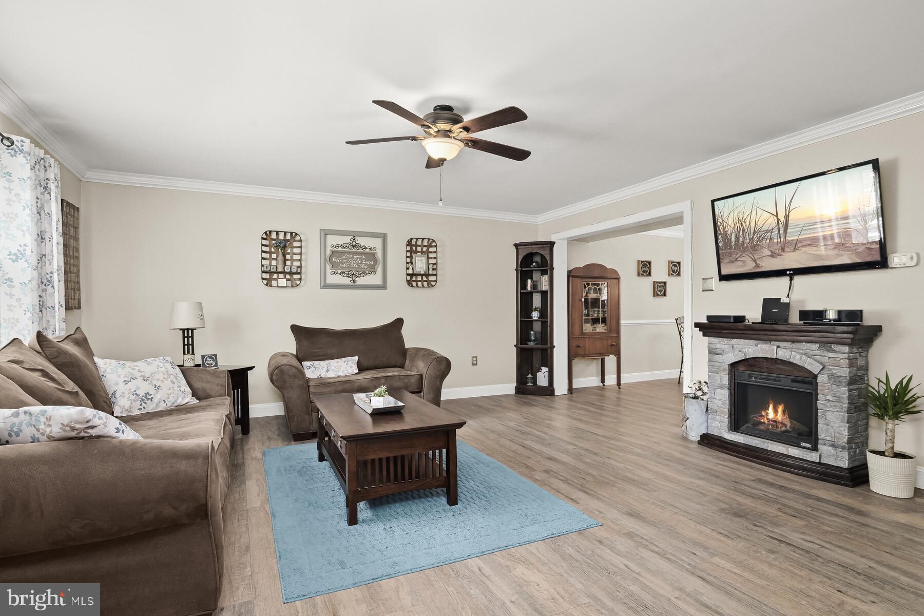 MOUNTAIN VILLAGE - Residential