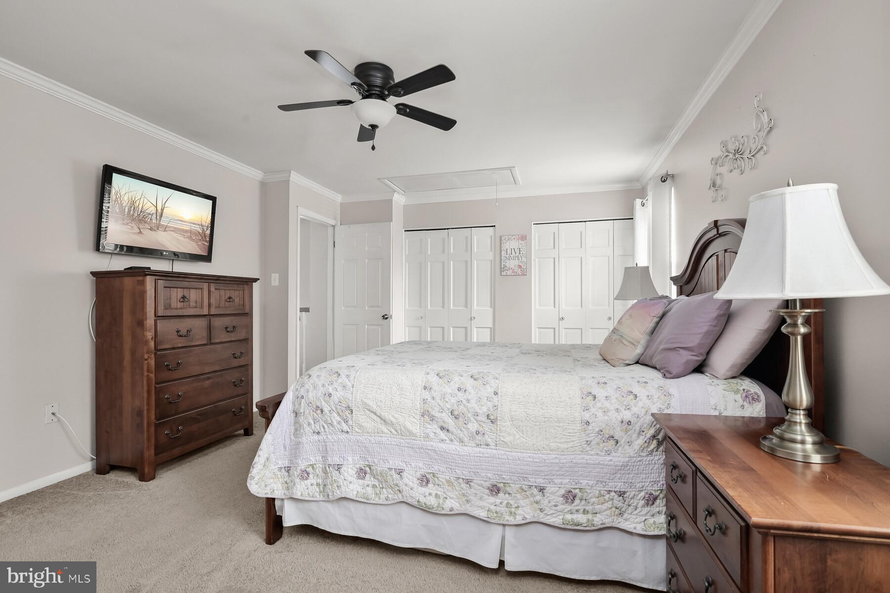 MOUNTAIN VILLAGE - Residential