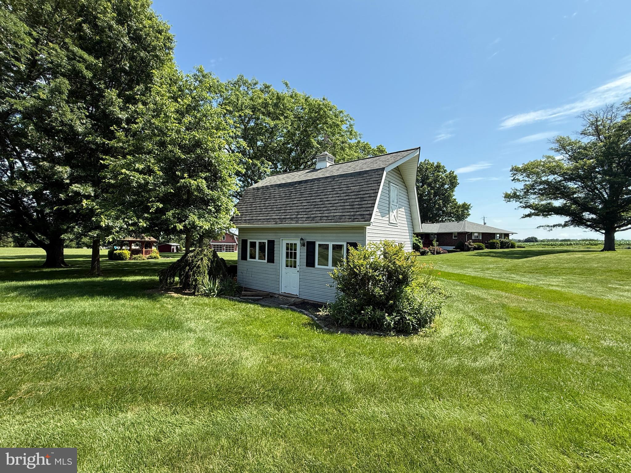 109 FAIRFIELD DRIVE