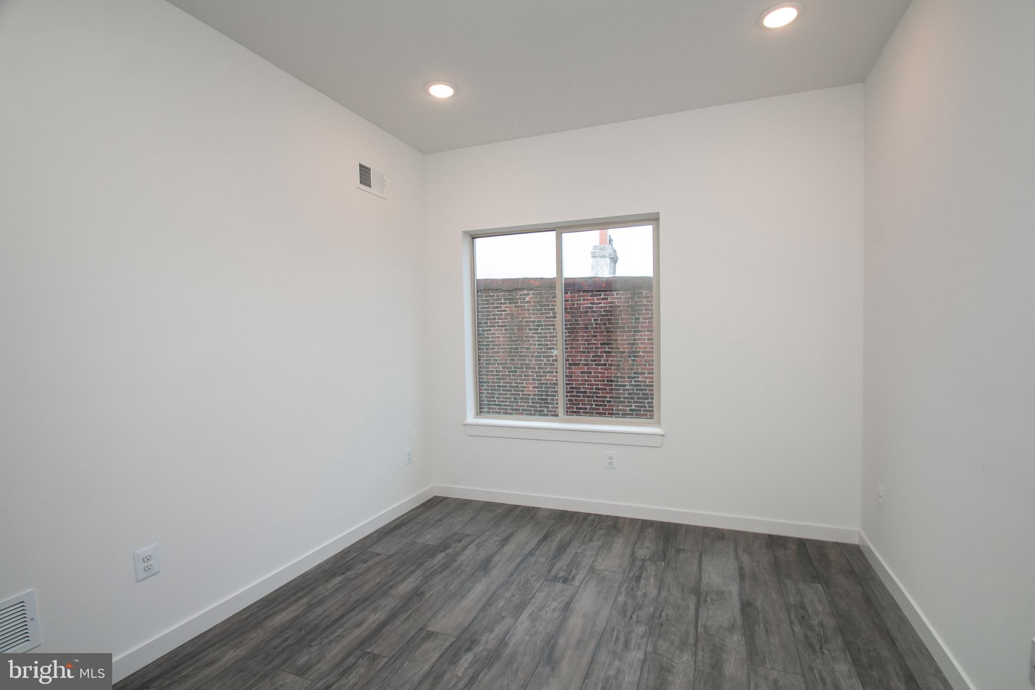 MILL CREEK - Residential Lease