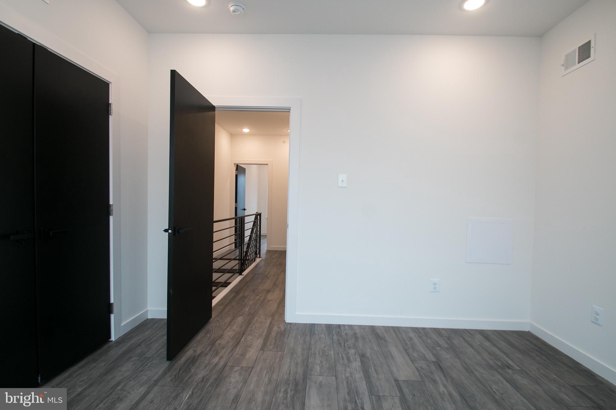 MILL CREEK - Residential Lease