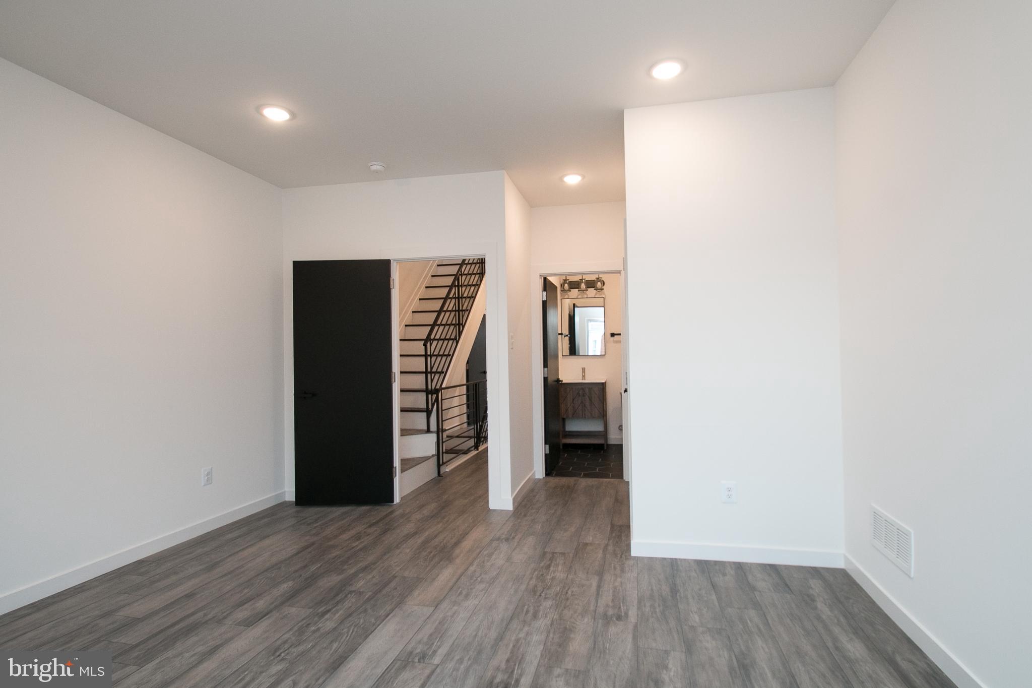 MILL CREEK - Residential Lease