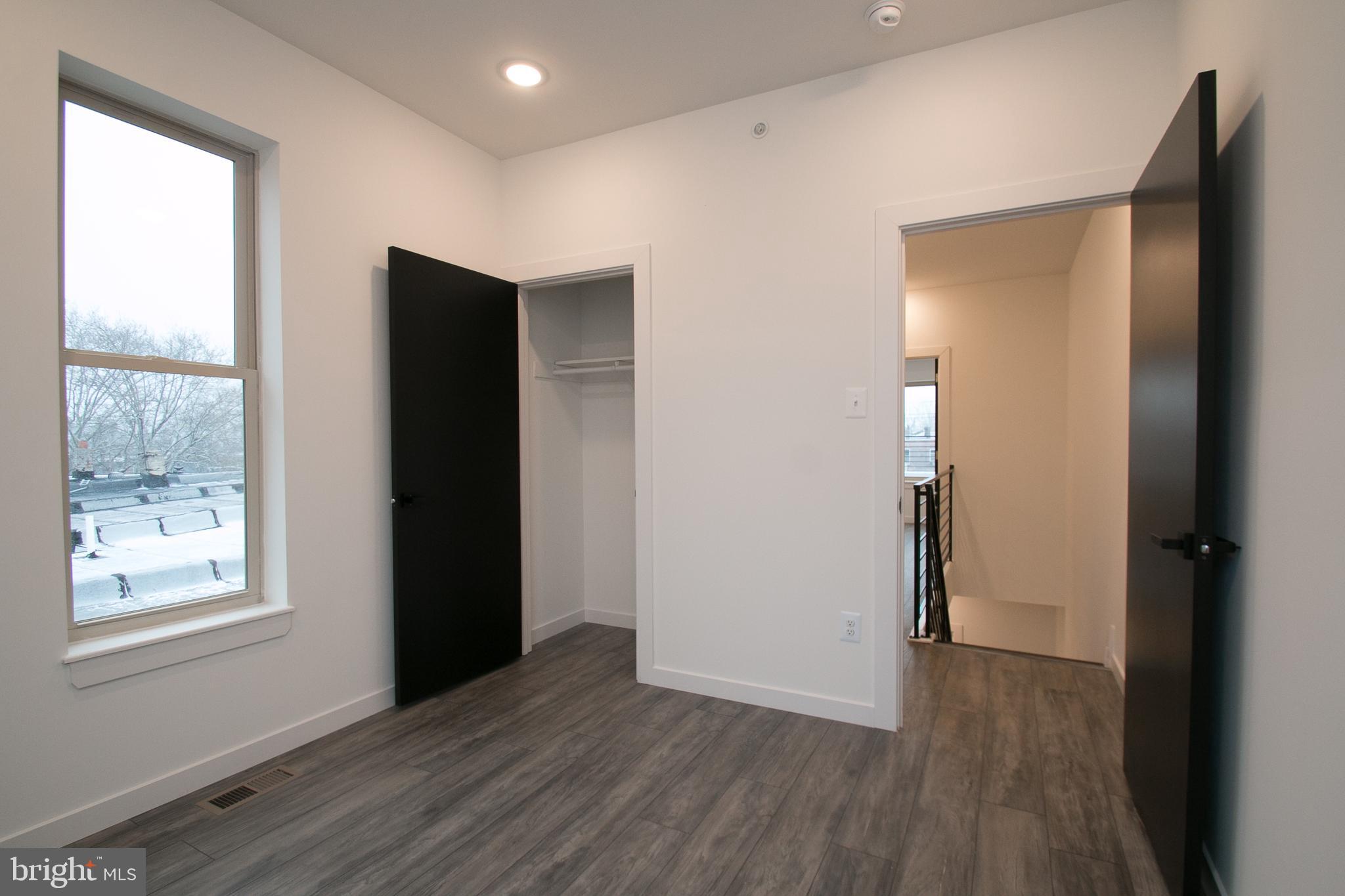 MILL CREEK - Residential Lease