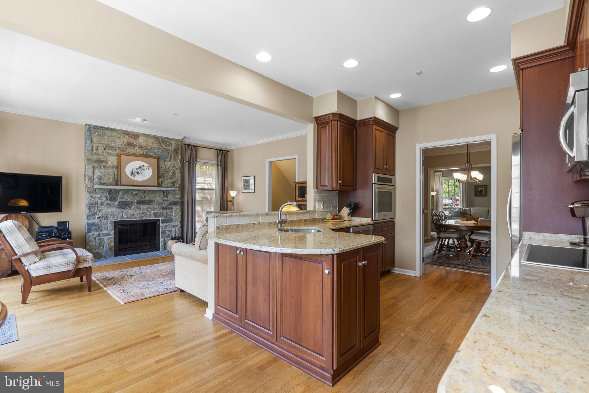 KENTLANDS - Residential