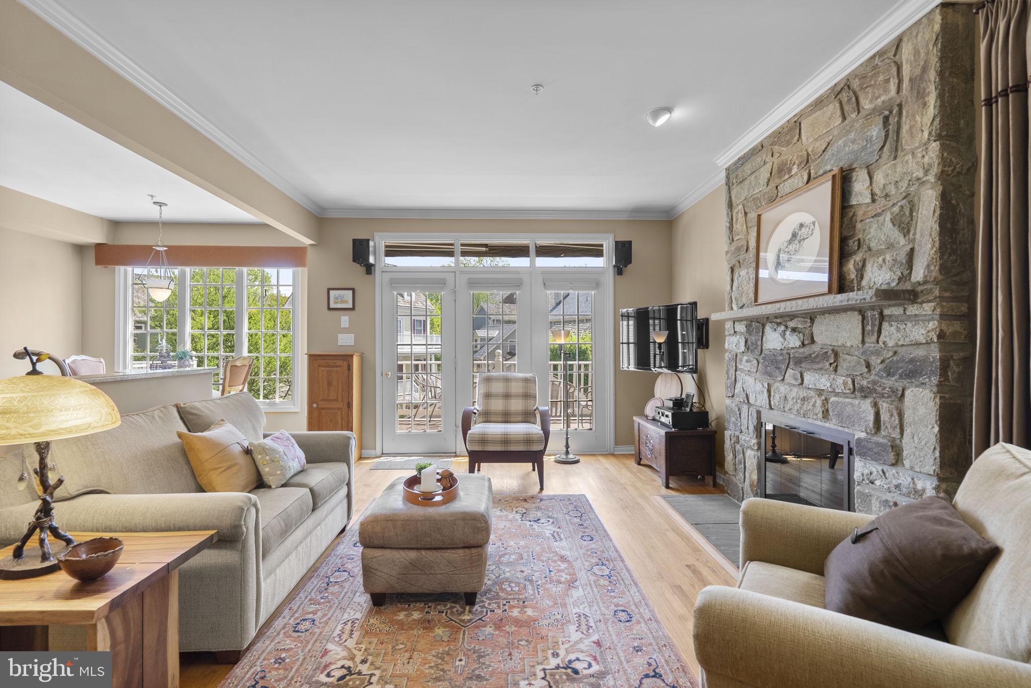 KENTLANDS - Residential
