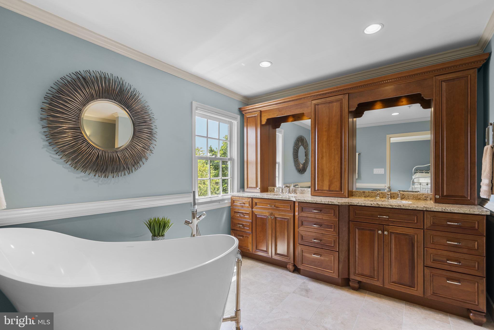 KENTLANDS - Residential