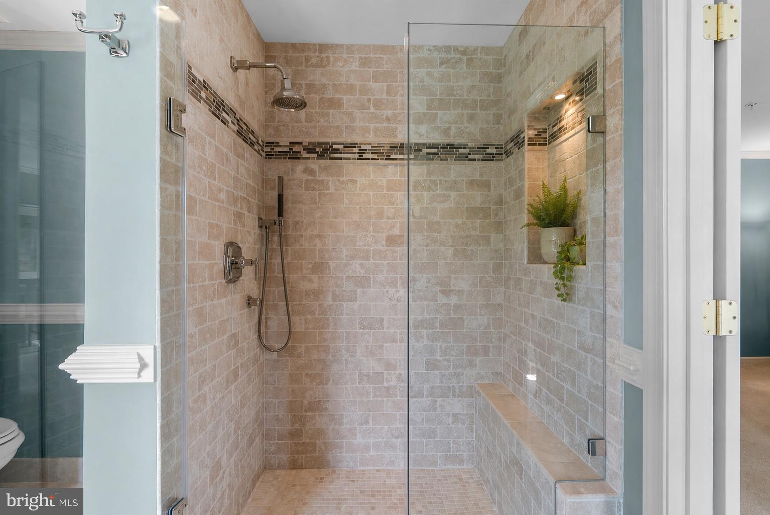 KENTLANDS - Residential